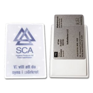 Heijastin logolla - Heijastava korttikotelo